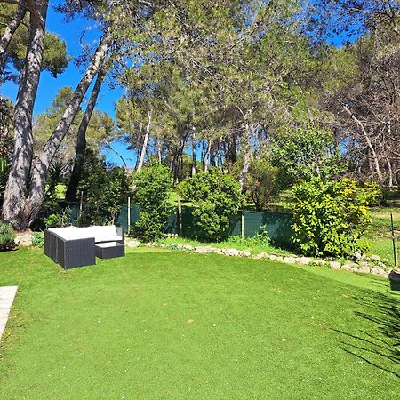 Maisonnette Au Milieu Des Pins Mougins Exterior photo